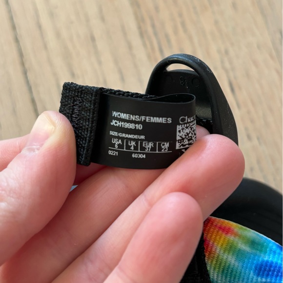 Chaco Sandals Rainbow TieDye Size 6 - Picture 4 of 4